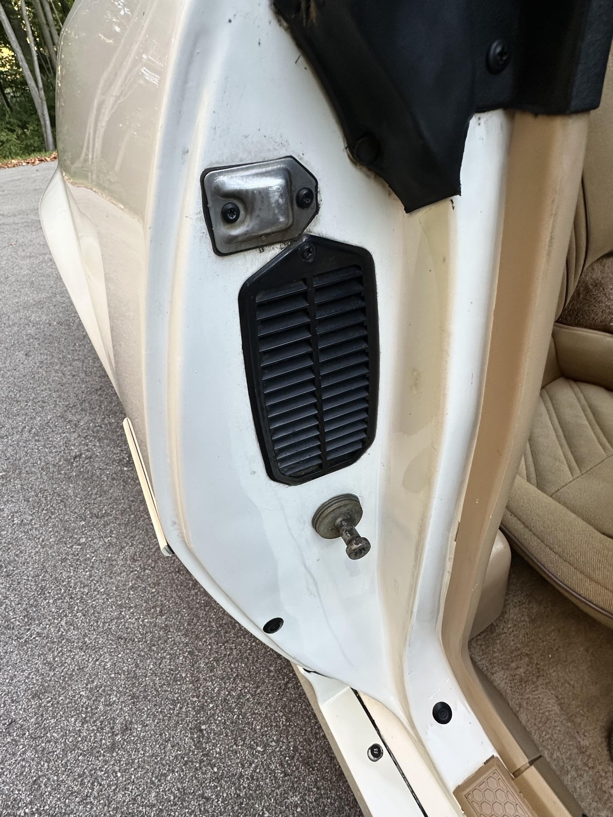 Chevrolet-Camaro-Z28-IROC-Z-1987-59k-Miles-Clean-Carfax-30