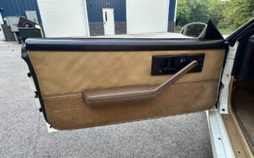 Chevrolet-Camaro-Z28-IROC-Z-1987-59k-Miles-Clean-Carfax-32