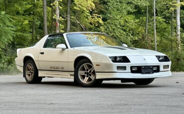 Chevrolet-Camaro-Z28-IROC-Z-1987-59k-Miles-Clean-Carfax