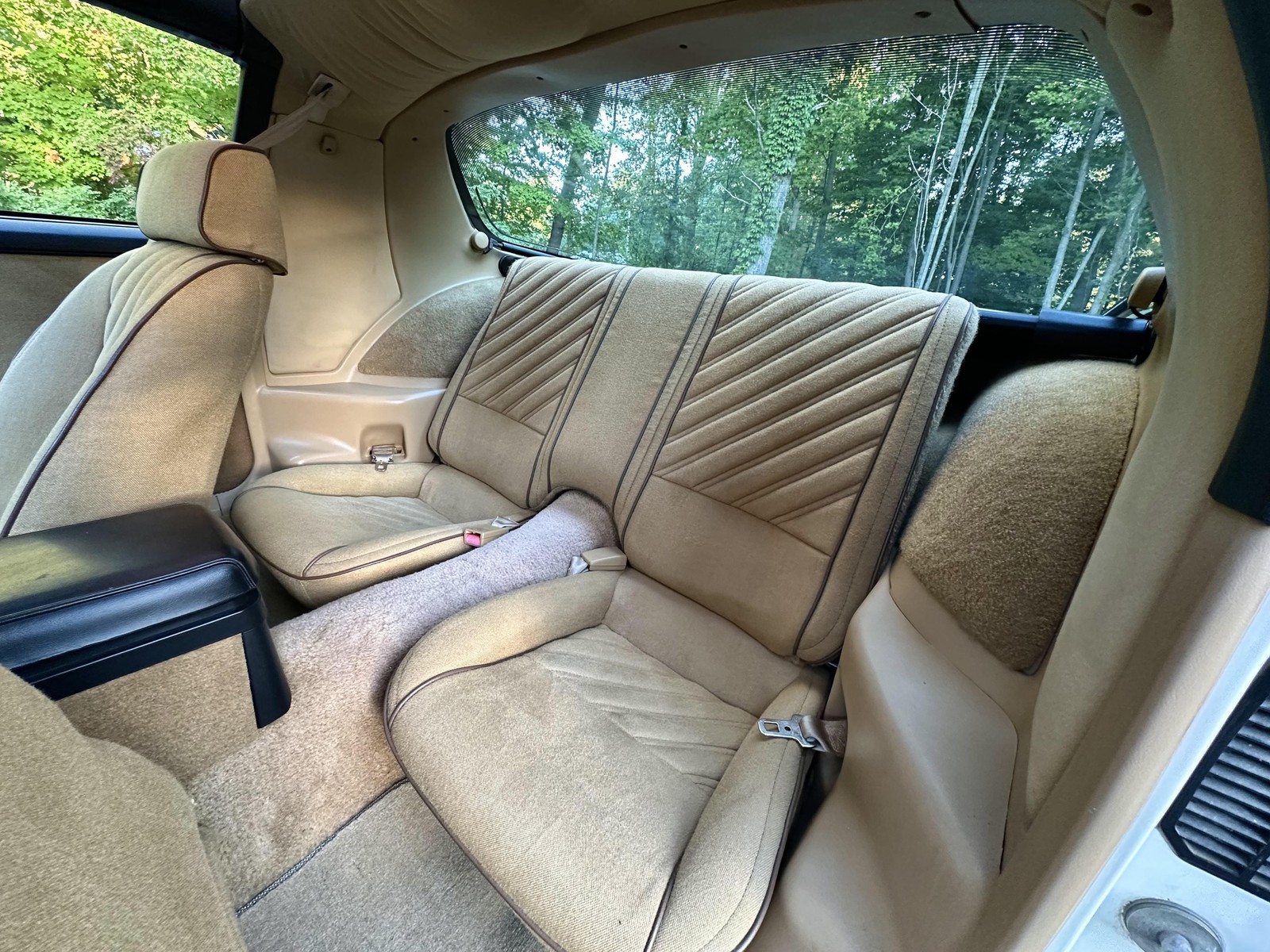 Chevrolet-Camaro-Z28-IROC-Z-1987-59k-Miles-Clean-Carfax-38