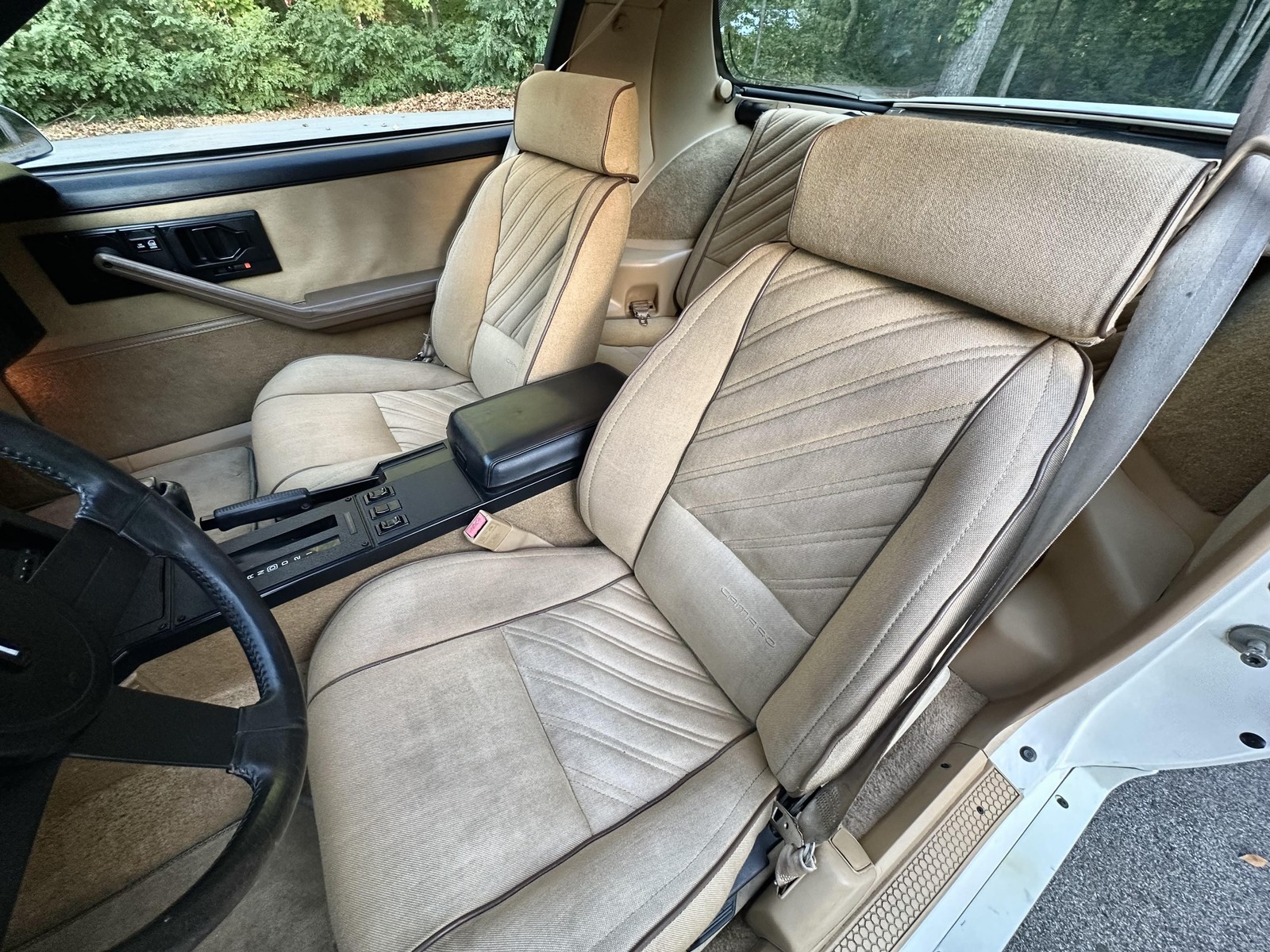 Chevrolet-Camaro-Z28-IROC-Z-1987-59k-Miles-Clean-Carfax-39