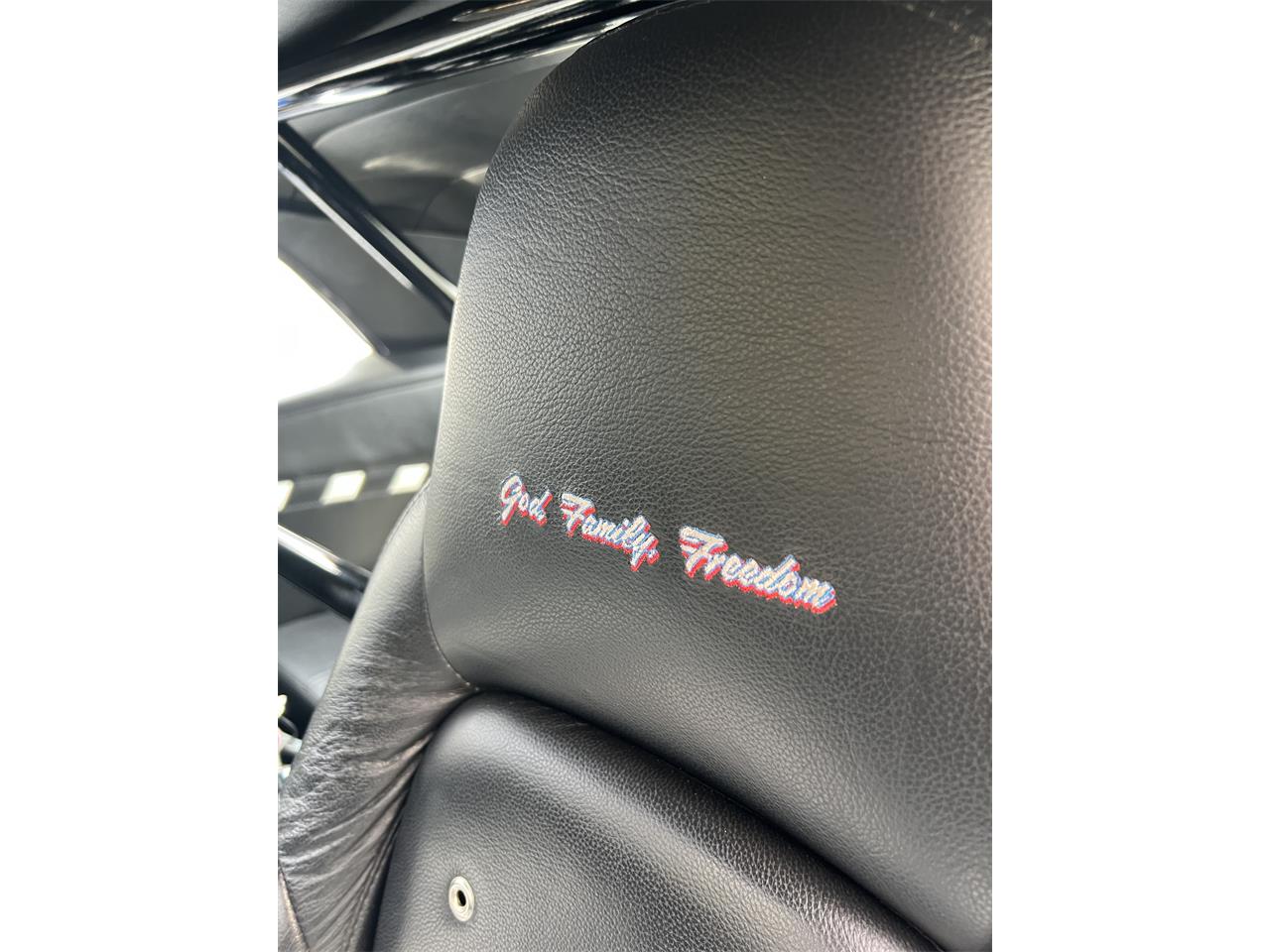 Chevrolet-Camaro-rs-1968-Charcoal-Grey-Black-3