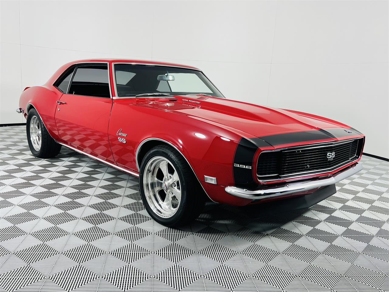 Chevrolet-Camaro-ss-1968-Red-Black