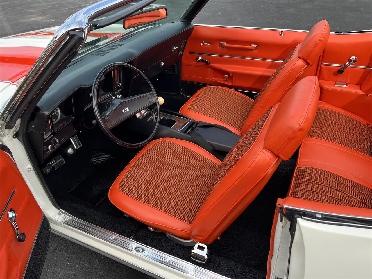 Chevrolet-Camaro-ss-z28-1969-White-Red-14