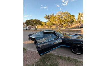 Chevrolet-Camaro-z28-1979-Metallic-Blue-Black-38