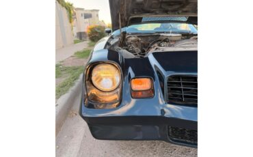 Chevrolet-Camaro-z28-1979-Metallic-Blue-Black-42