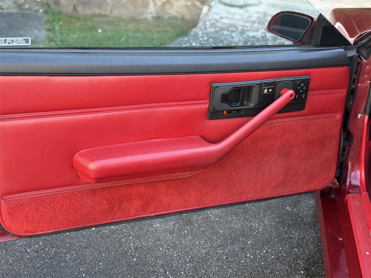 Chevrolet-Camaro-z28-1991-Dark-Red-Metallic-Red-custom-Leather-20