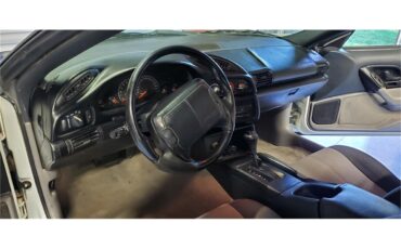 Chevrolet-Camaro-z28-1994-Arctic-white-Medium-graycharcoal-18