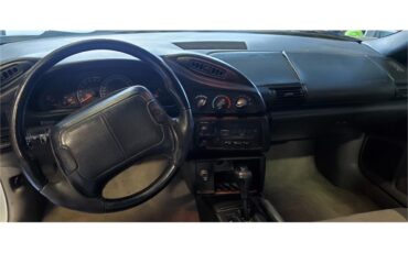 Chevrolet-Camaro-z28-1994-Arctic-white-Medium-graycharcoal-20