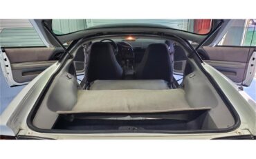 Chevrolet-Camaro-z28-1994-Arctic-white-Medium-graycharcoal-33