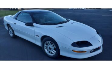 Chevrolet-Camaro-z28-1994-Arctic-white-Medium-graycharcoal