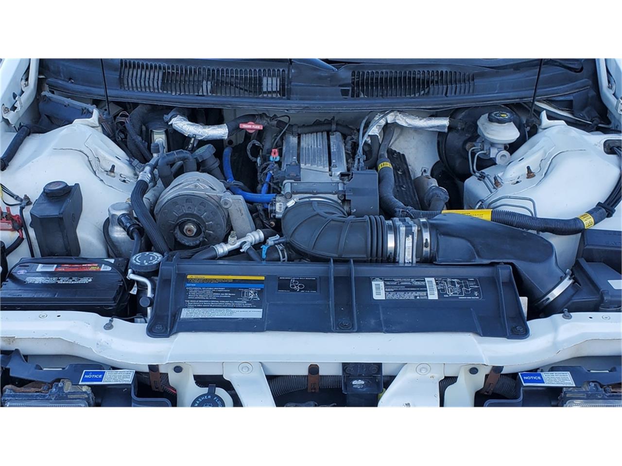 Chevrolet-Camaro-z28-1994-Arctic-white-Medium-graycharcoal-43