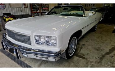 Chevrolet-Caprice-1975-White-White