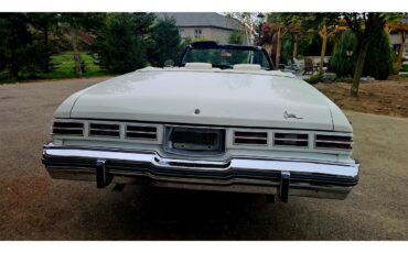 Chevrolet-Caprice-1975-White-White-7