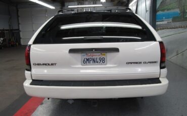 Chevrolet-Caprice-1993-14