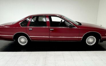 Chevrolet-Caprice-1995-Medium-Garnet-Red-Dark-Pewter-1