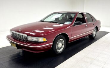 Chevrolet-Caprice-1995-Medium-Garnet-Red-Dark-Pewter-10