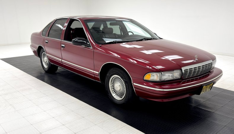 Chevrolet-Caprice-1995-Medium-Garnet-Red-Dark-Pewter-15