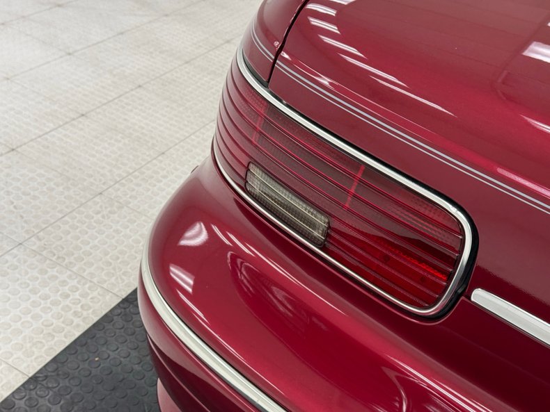 Chevrolet-Caprice-1995-Medium-Garnet-Red-Dark-Pewter-18