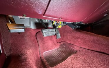 Chevrolet-Caprice-1995-Medium-Garnet-Red-Dark-Pewter-34