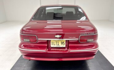 Chevrolet-Caprice-1995-Medium-Garnet-Red-Dark-Pewter