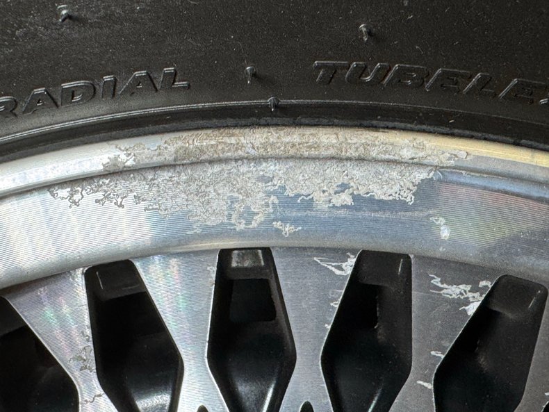 Chevrolet-Caprice-1995-Medium-Garnet-Red-Dark-Pewter-42