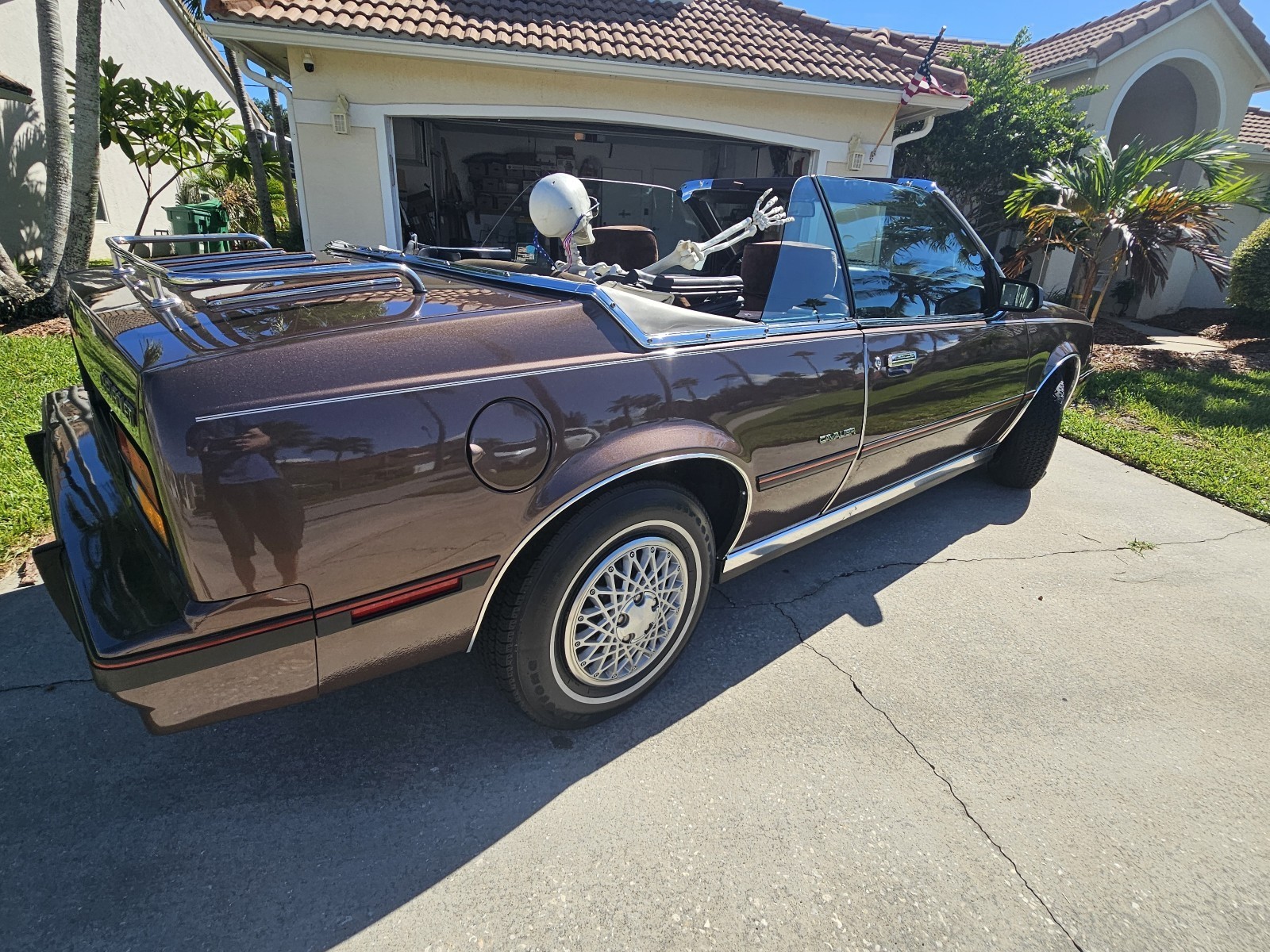 Chevrolet-Cavalier-1984-Convertible-1