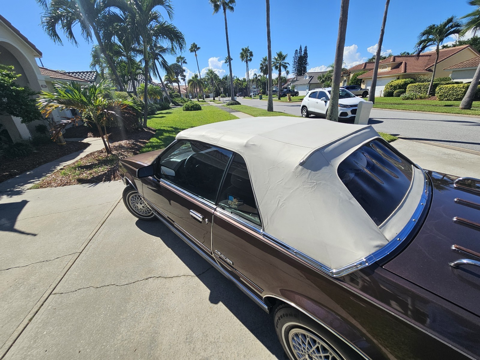 Chevrolet-Cavalier-1984-Convertible-12