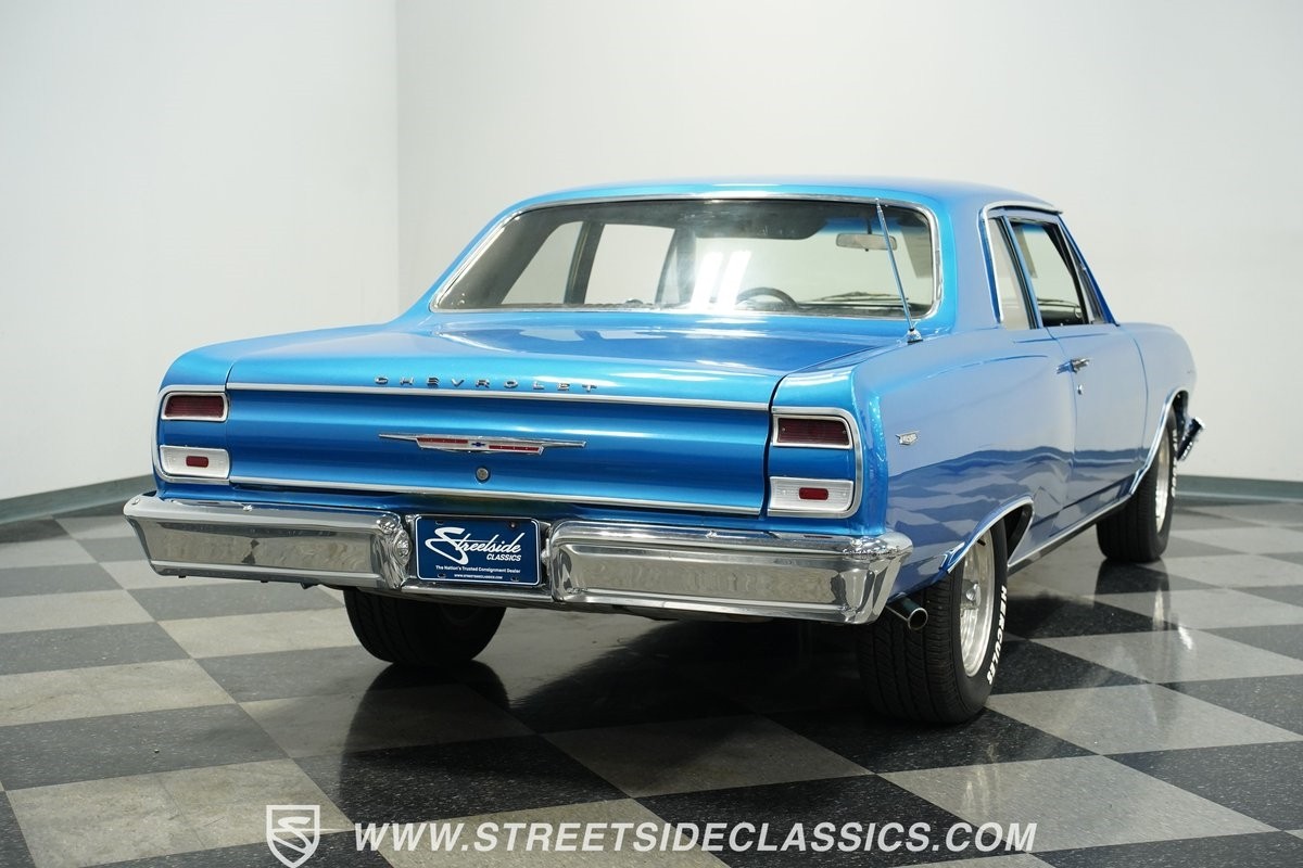 Chevrolet-Chevelle-1964-Coupe-11
