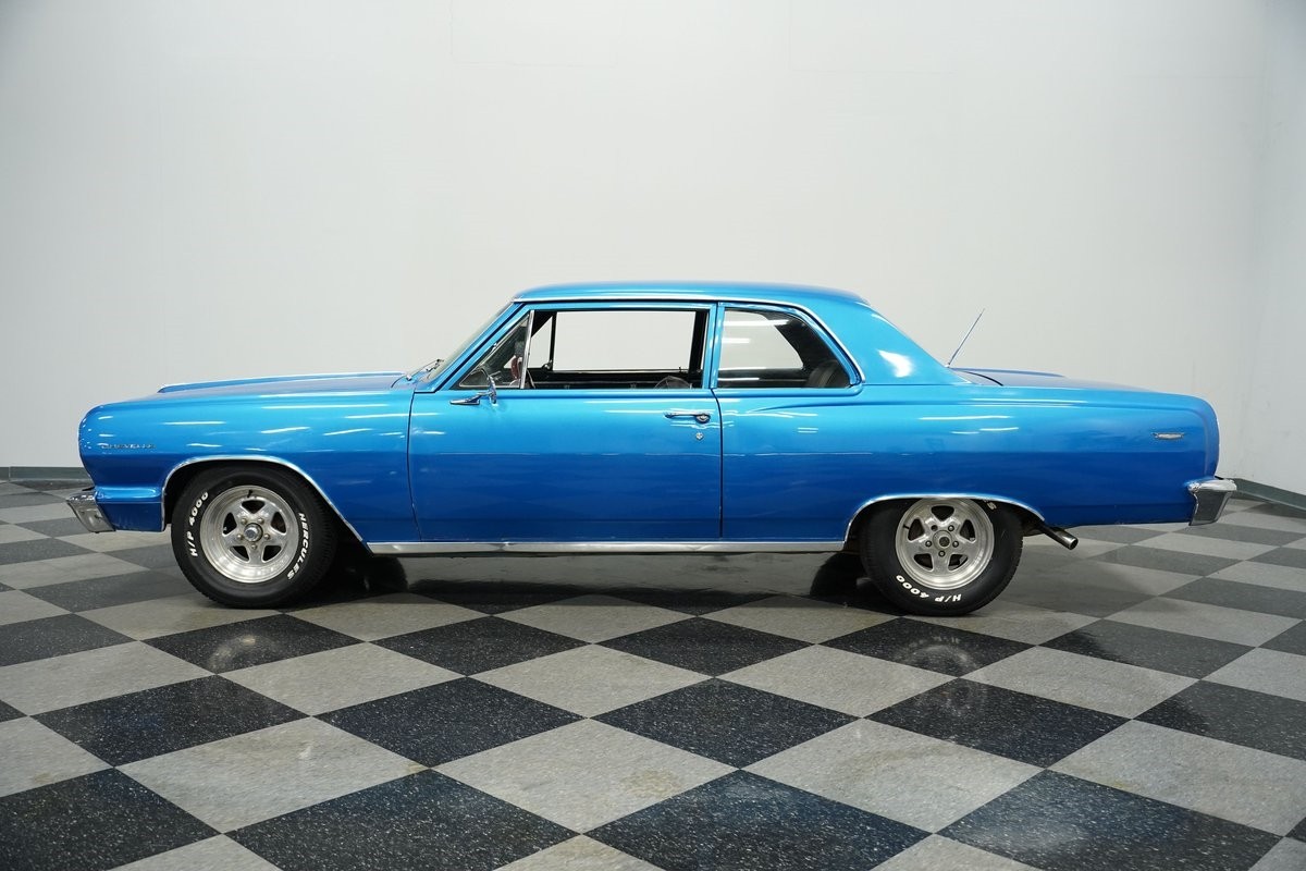 Chevrolet-Chevelle-1964-Coupe-2
