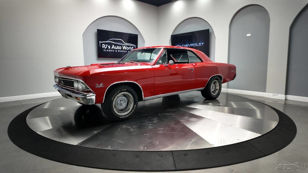 Chevrolet-Chevelle-1966-1