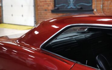 Chevrolet-Chevelle-1967-Burgundy-Metallic-Black-17