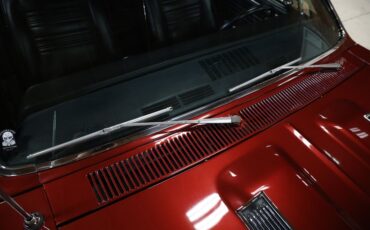 Chevrolet-Chevelle-1967-Burgundy-Metallic-Black-24