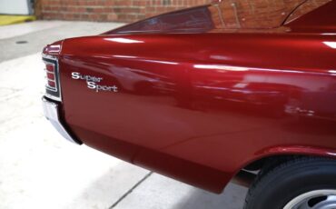 Chevrolet-Chevelle-1967-Burgundy-Metallic-Black-25