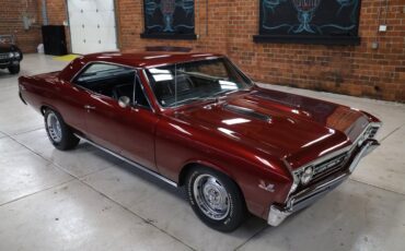 Chevrolet-Chevelle-1967-Burgundy-Metallic-Black