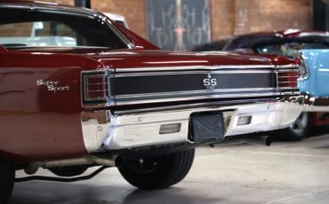 Chevrolet-Chevelle-1967-Burgundy-Metallic-Black-38