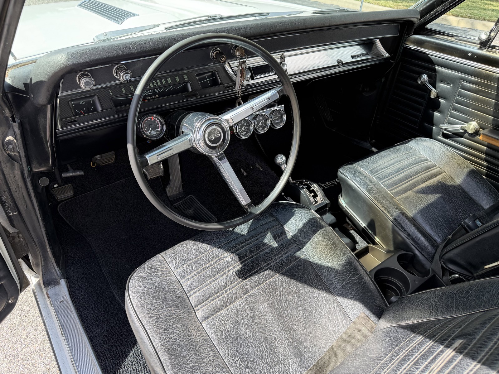 Chevrolet-Chevelle-1967-COUPE-34