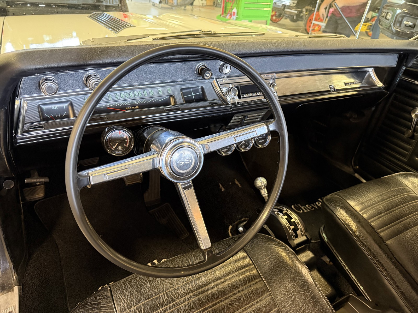 Chevrolet-Chevelle-1967-COUPE-35