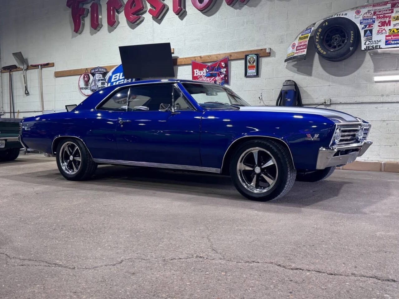 Chevrolet-Chevelle-1967-Coupe-2