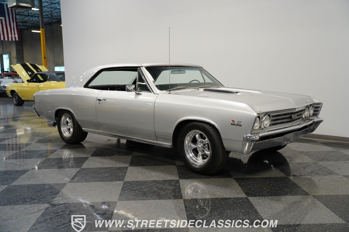 Chevrolet-Chevelle-1967-Hardtop-13