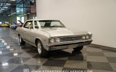 Chevrolet-Chevelle-1967-Hardtop-14