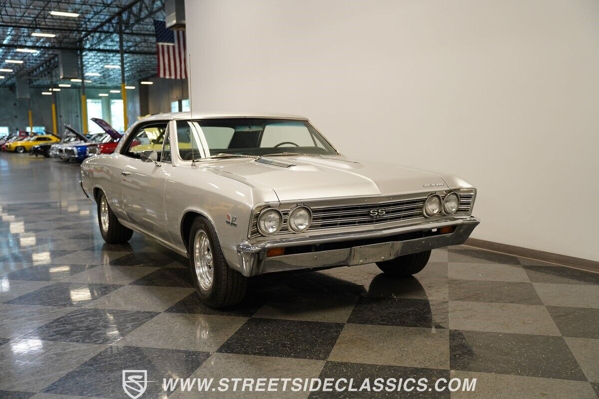 Chevrolet-Chevelle-1967-Hardtop-14
