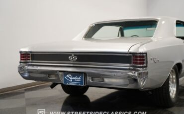 Chevrolet-Chevelle-1967-Hardtop-26