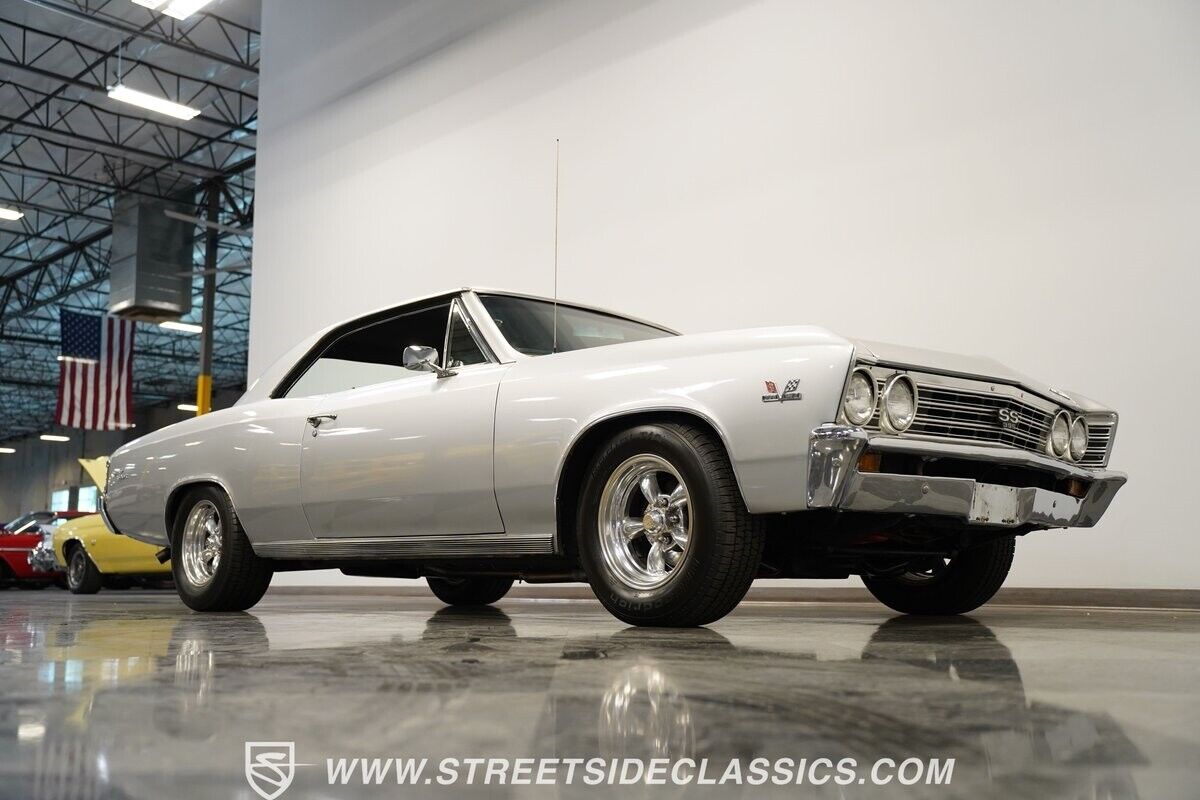 Chevrolet-Chevelle-1967-Hardtop-30