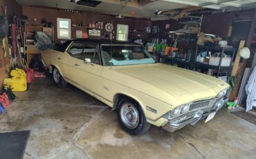 Chevrolet-Chevelle-1968-Butternut-Yellow-Gold-15