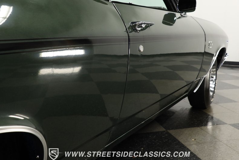 Chevrolet-Chevelle-1969-Fathom-Green-Black-24