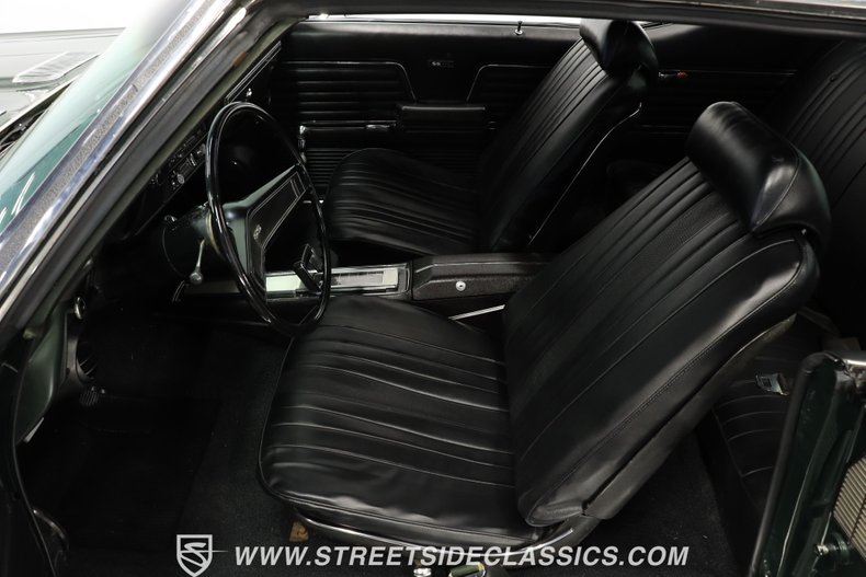 Chevrolet-Chevelle-1969-Fathom-Green-Black-32