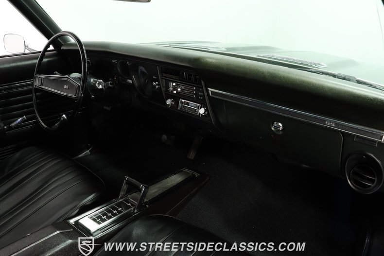 Chevrolet-Chevelle-1969-Fathom-Green-Black-44