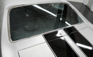 Chevrolet-Chevelle-1972-Cortez-Silver-Black-16