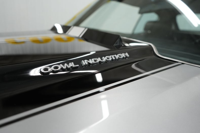 Chevrolet-Chevelle-1972-Cortez-Silver-Black-39